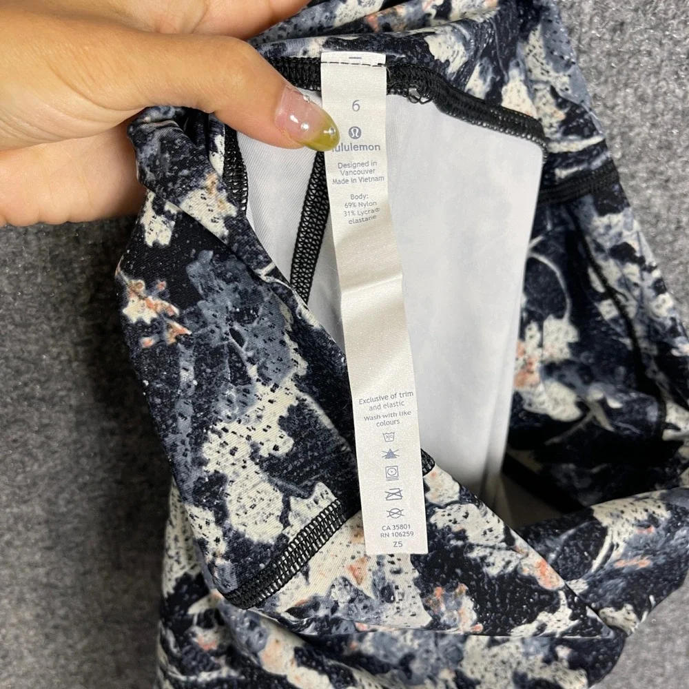 Lululemon Leggings Womens 6 Floral Multi Excellent High Rise Full Length Yoga